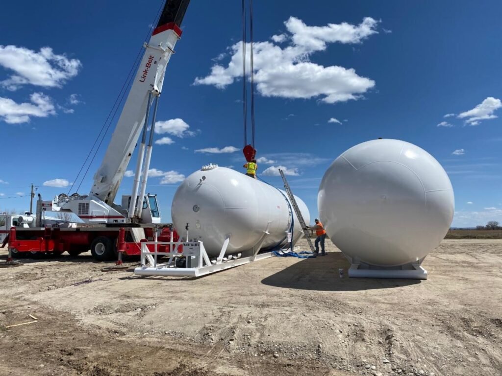 30000 gallon propane tank