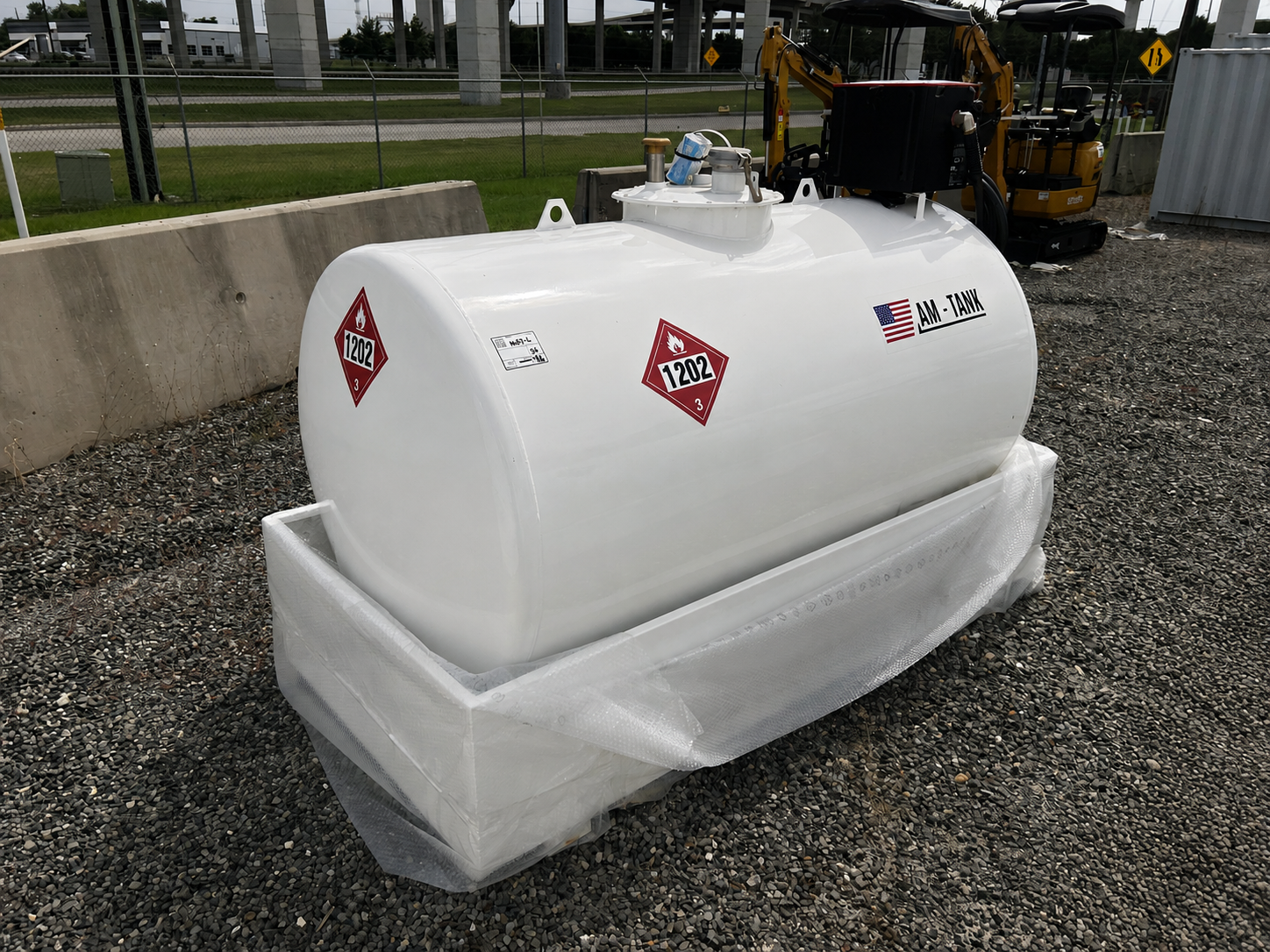 AM Tank 490 gallon bunded skid mounted steel diesel fuel tank with pump - view 2