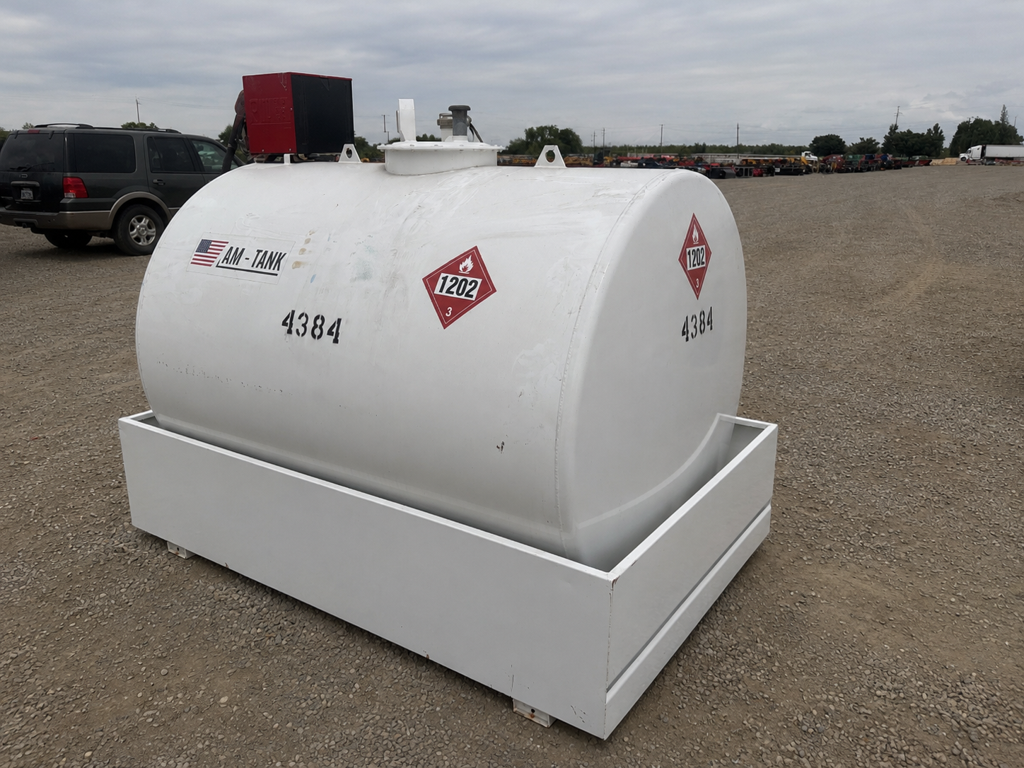 838 gallon diesel fuel tank, double wall skid mounted with transfer pump