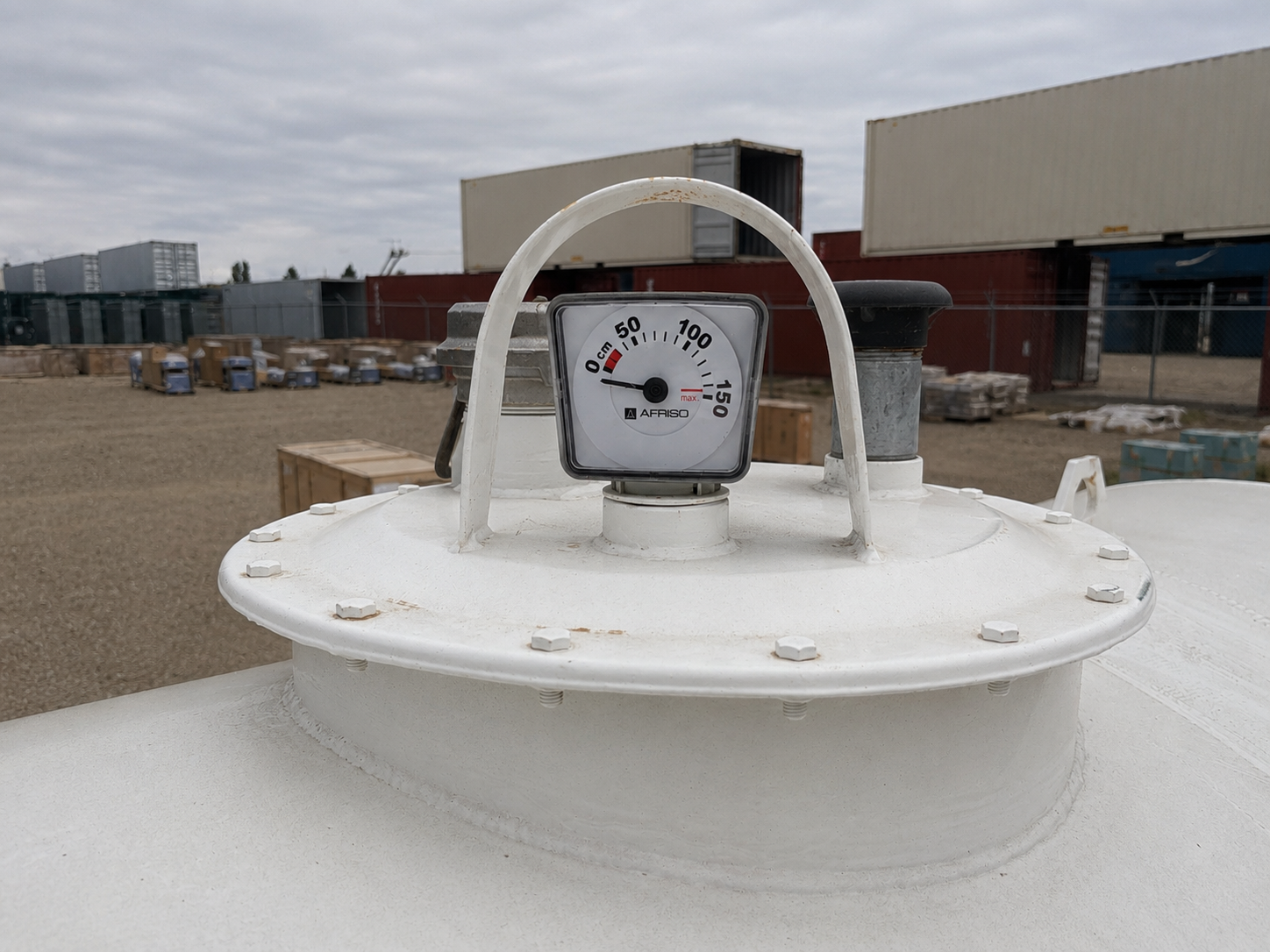 838 gallon double wall skid mounted diesel fuel tank with pump - view 2