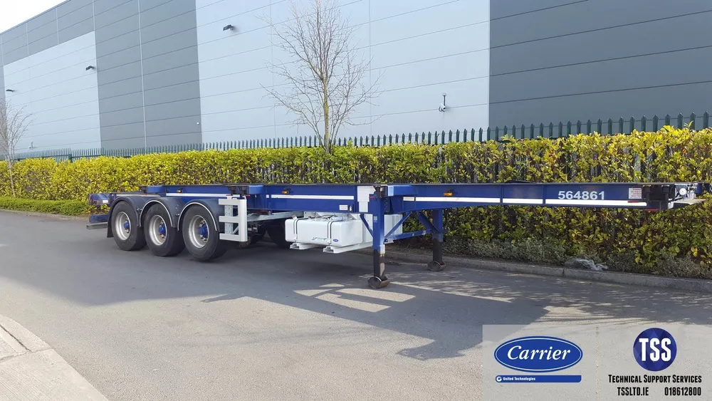 Carrier Transicold PowerLINE 15kW undermount genset fitted under a container chassis - view 5