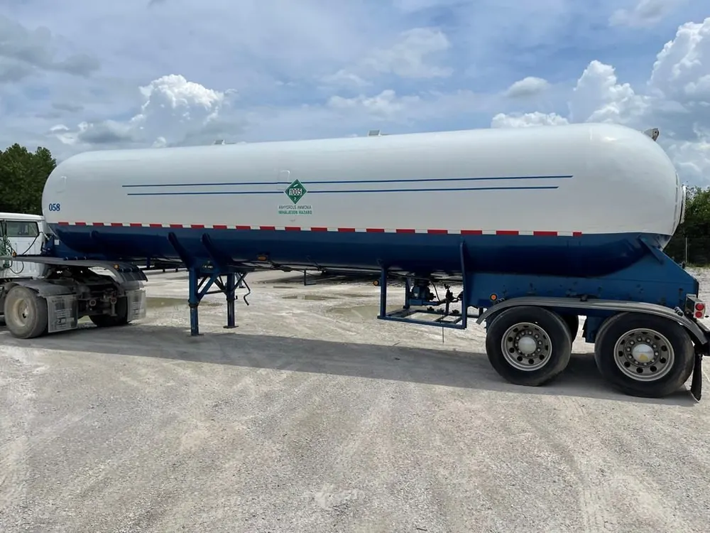 Superior 10,450 gallon anhydrous ammonia NH3 transport trailer with Blackmer pump - view 10