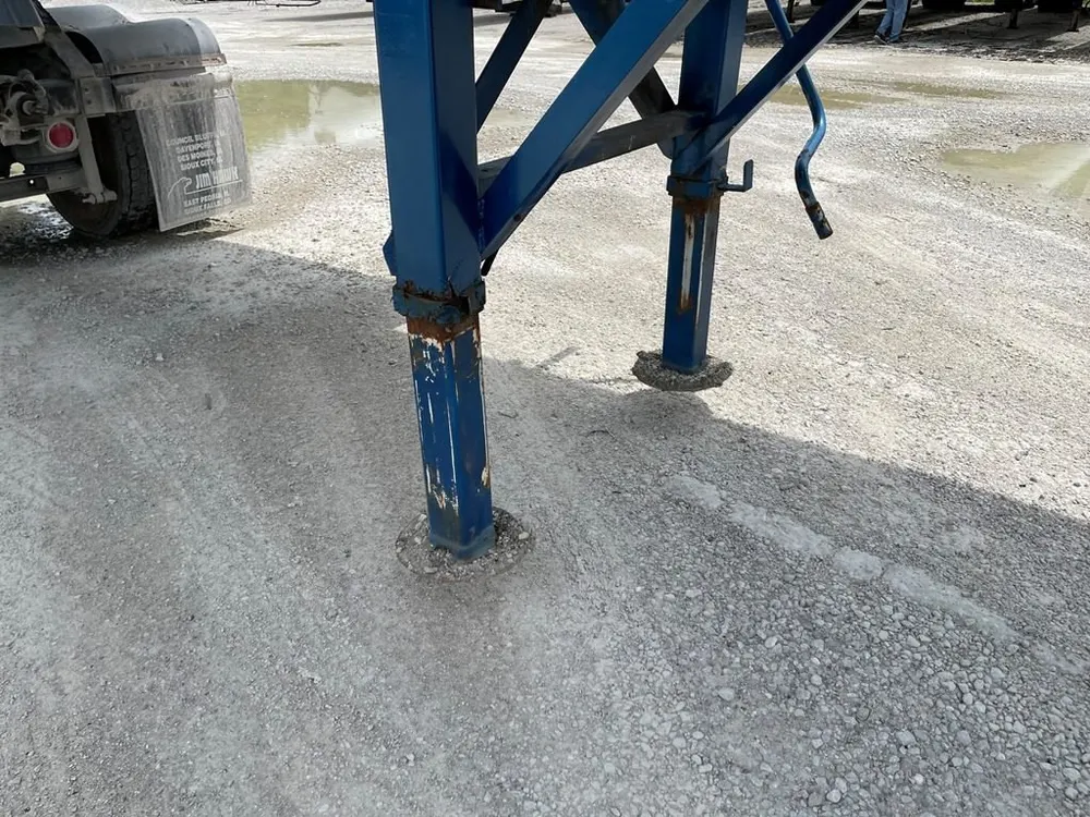 Superior 10,450 gallon anhydrous ammonia NH3 transport trailer with Blackmer pump - view 2