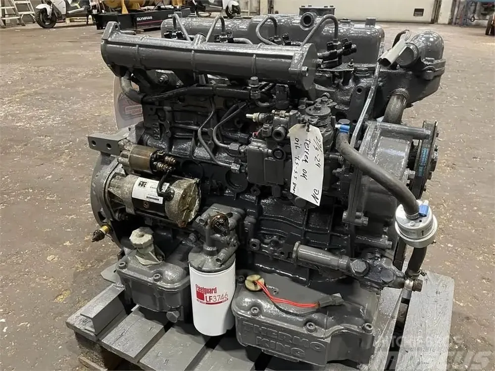 Isuzu D201 diesel engine for Thermo King transport refrigeration units
