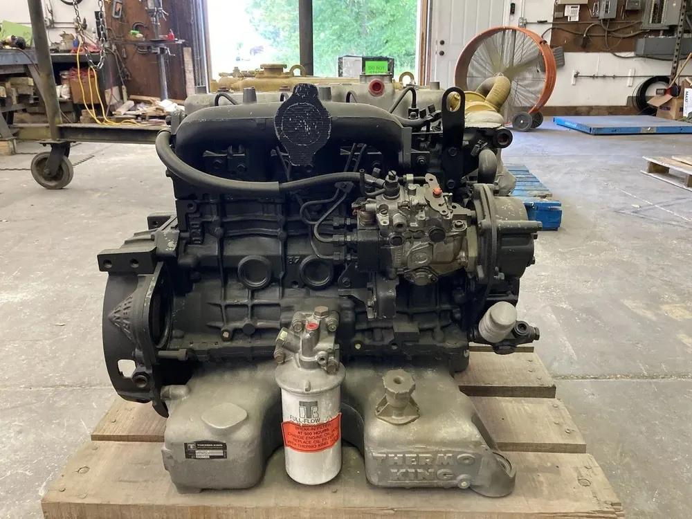 Isuzu D201 diesel engine for Thermo King transport refrigeration units - view 6