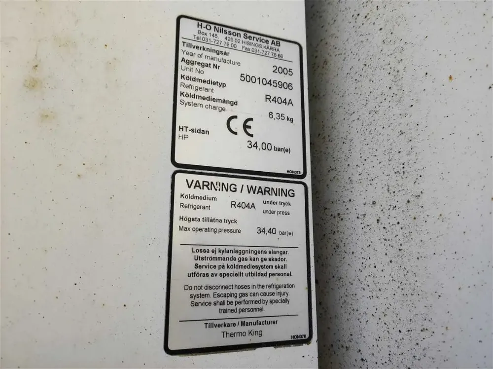 Thermo King SL-100e trailer refrigeration unit mounted on a semi trailer - view 9