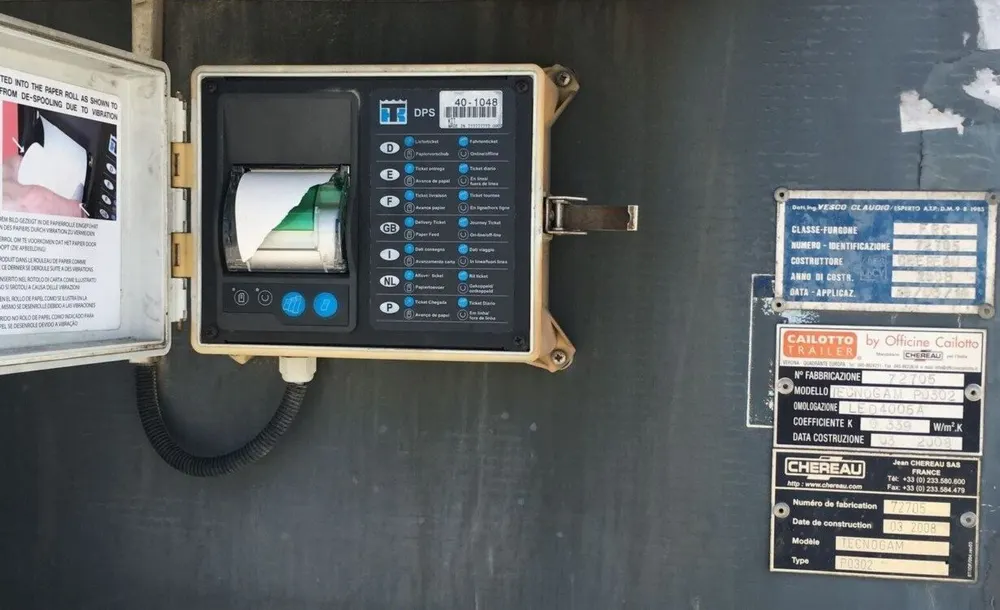Thermo King SL-400e high capacity trailer refrigeration unit with electric standby - view 5