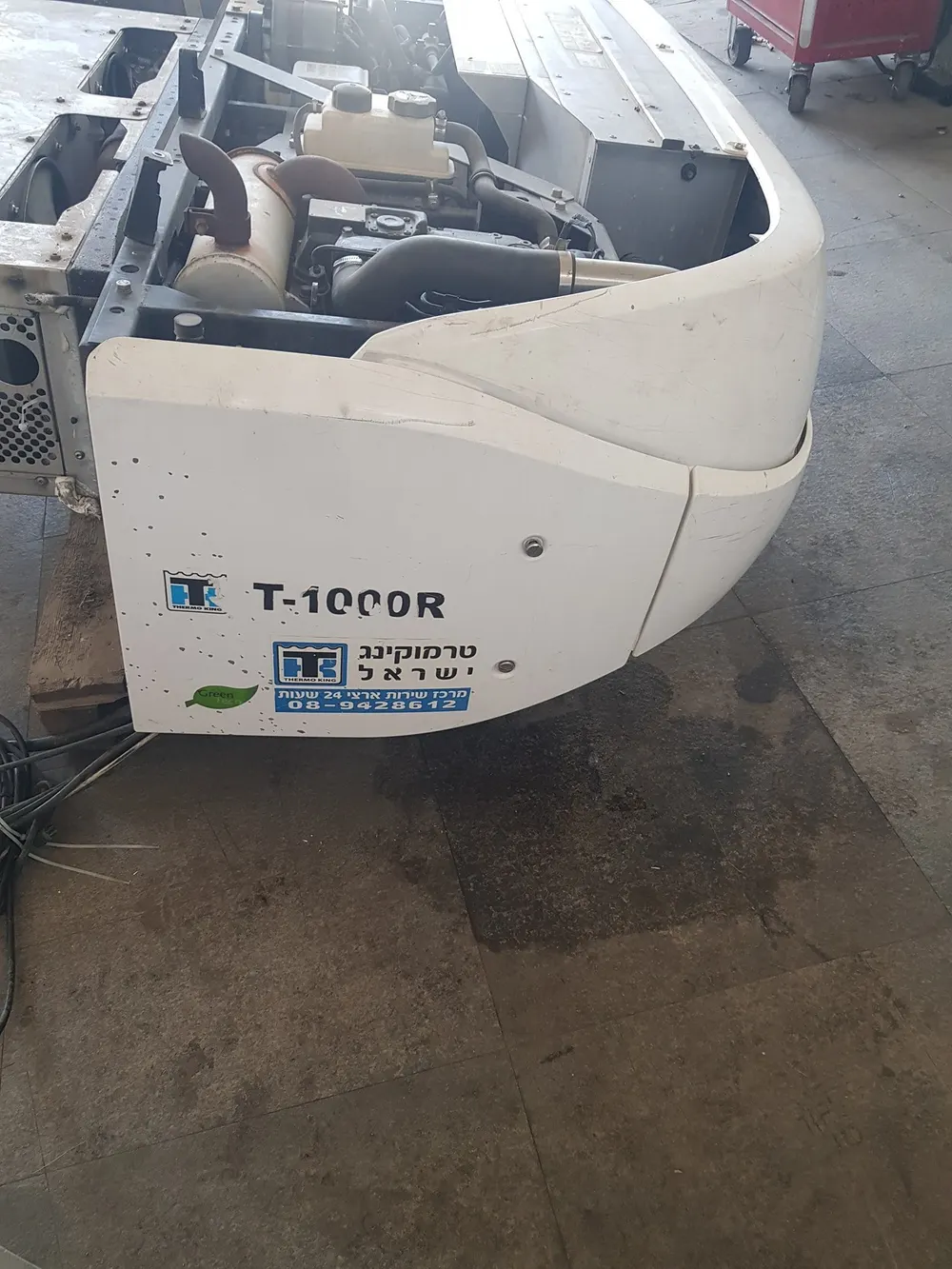 Thermo King T-1000R Spectrum multi-temperature truck refrigeration unit - view 4